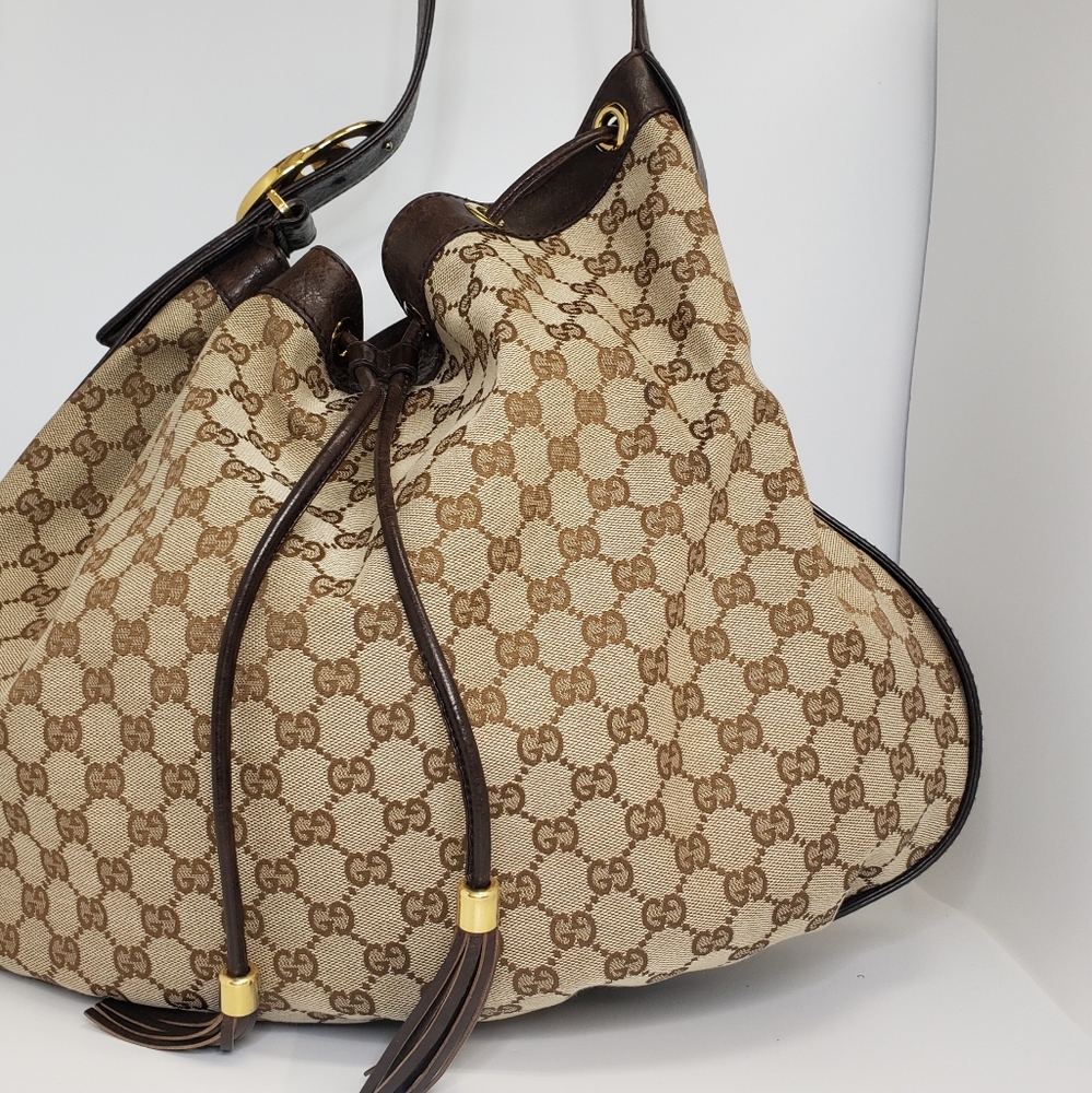 Gucci Medium Hobo Bag